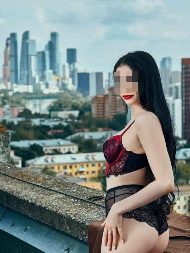 Вызвать проститутку на дом в Одессе (Лилия, от 1500 грн. в час)